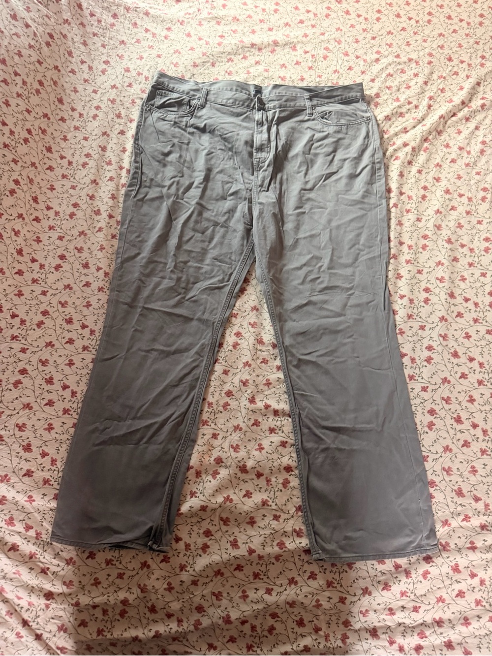 Old Navy Men's Light Gray Chinos